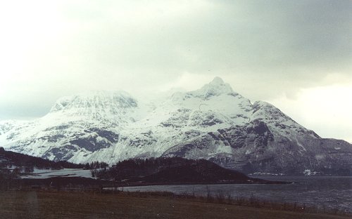 Fakstinden